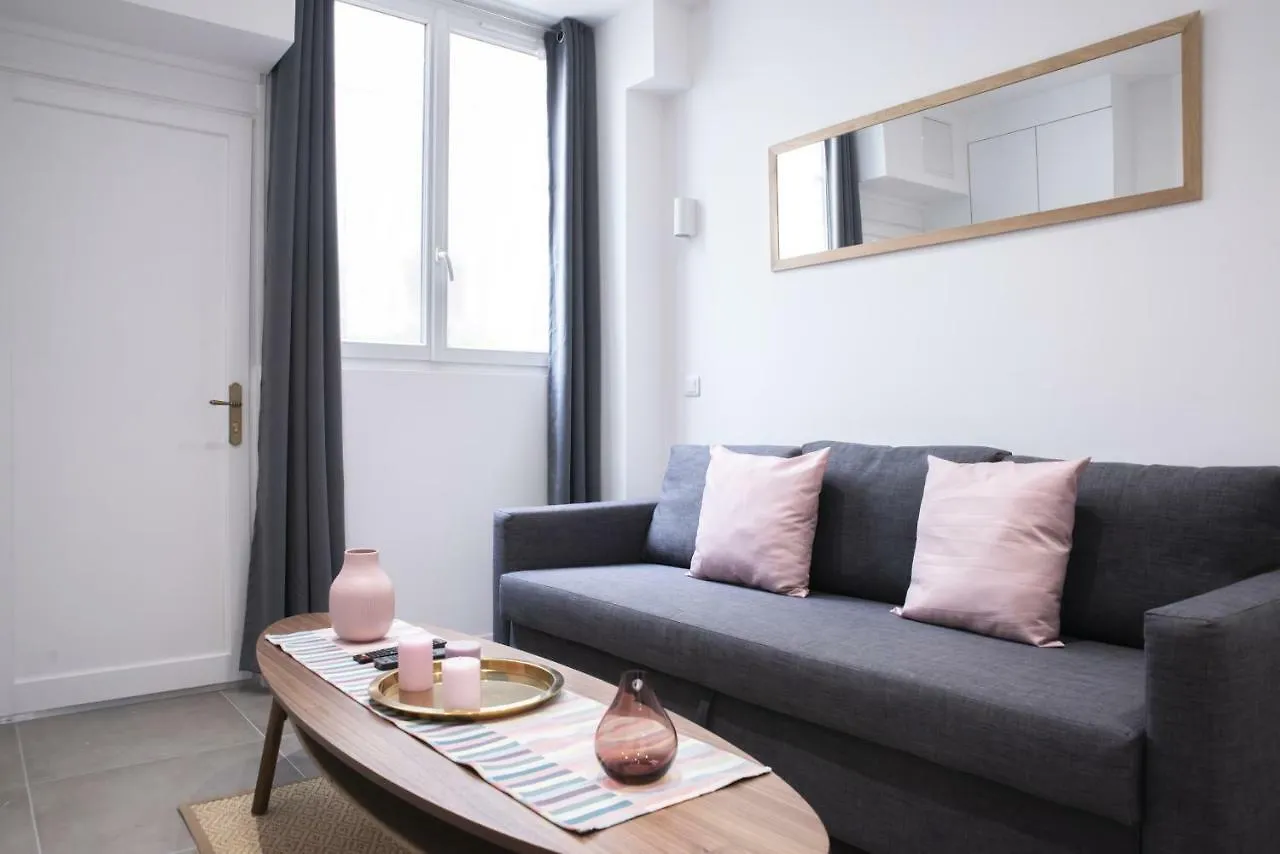 Aparthotel Dreamyflat - Cosy Flat Paris